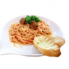 Spaghetti with meat sauce by Contis